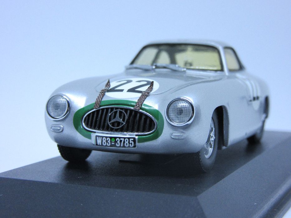 Macheta Mercedes 300 SL MaxModels 1:43