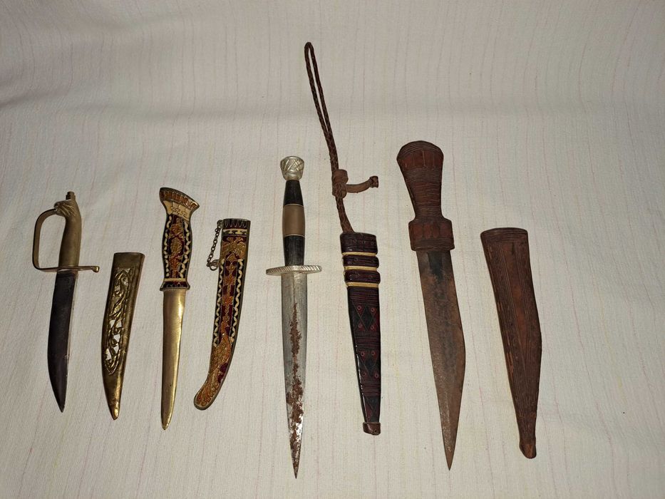 maceta cutit pumnal african alama piele 22 - 30 cm