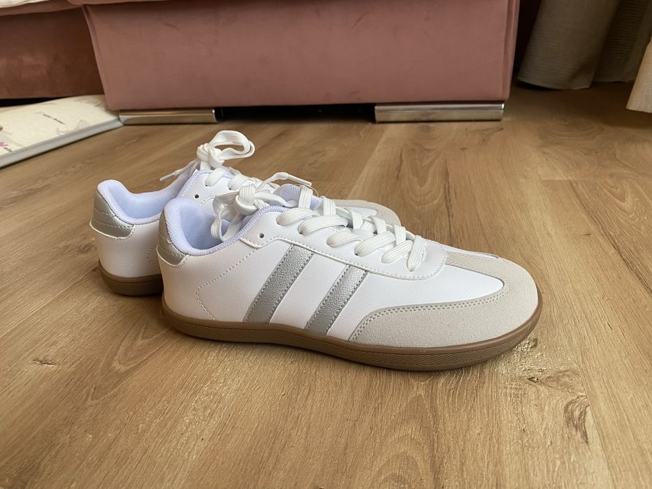 Barefoot маратонки бели