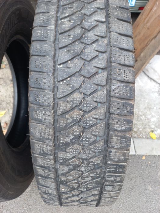 215 75 r16 c 2 bucati la 300 lei