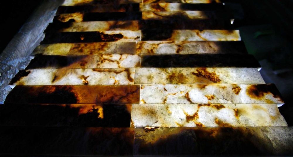 Продавам облицовъчен камък оникс