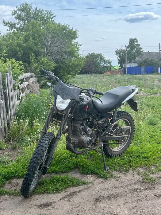 Продам Мотоцикл ЗиД эндуро  не на ходу