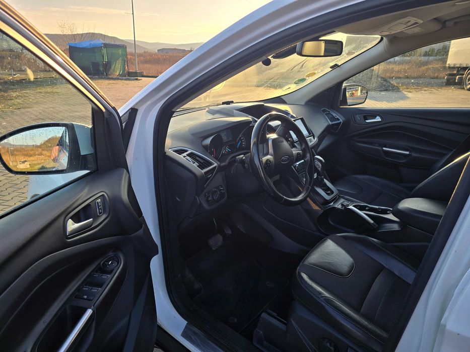 Ford Kuga 4x4 asistat 2.0 TDCI 163 cp