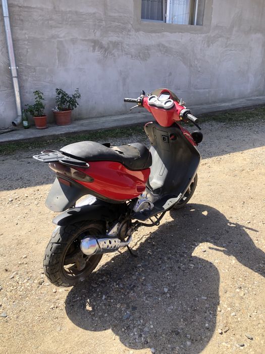 Vând scuter Malaguti f15