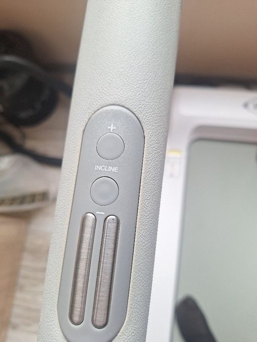 Бягаща пътека Life Gym