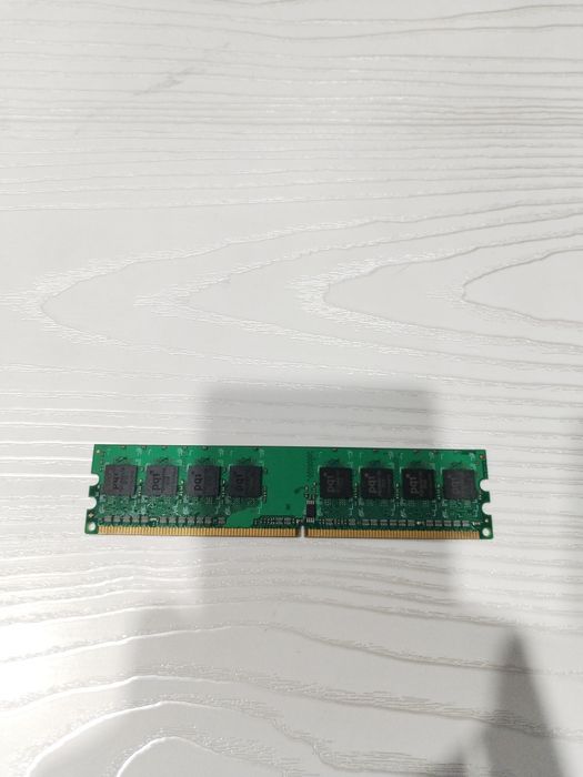 Оперативная память и звуковая карта. Продам оперативку и зв ПМ за 1000