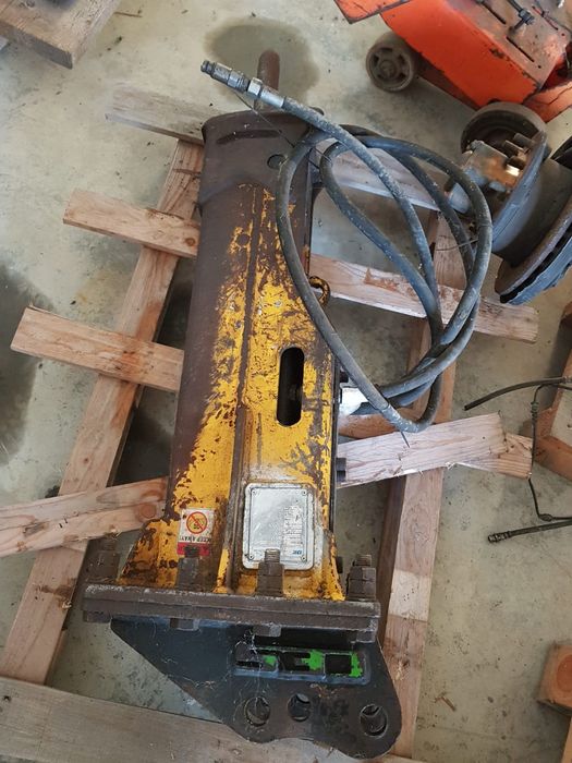 Picon utilaje demolator OKB Prodem Takeuci  socomec