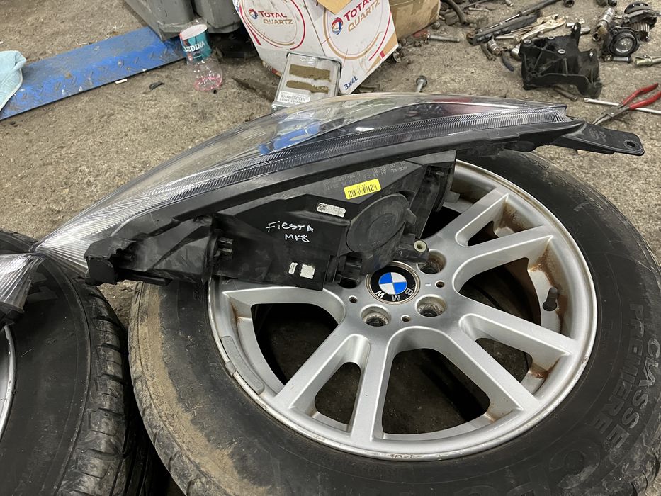 Фар Ford Fiesta MK8 ляв и десен 2 бр