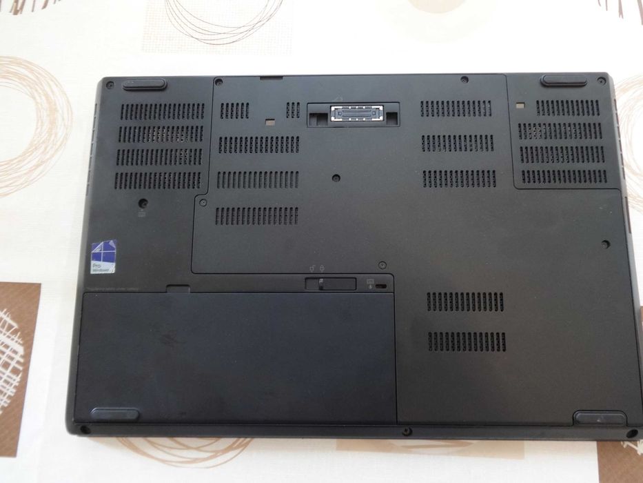 Мощен Лаптоп Lenovo Thinkpad P50 15.6" i7-6820HQ/RAM16GB/SSD 480GB