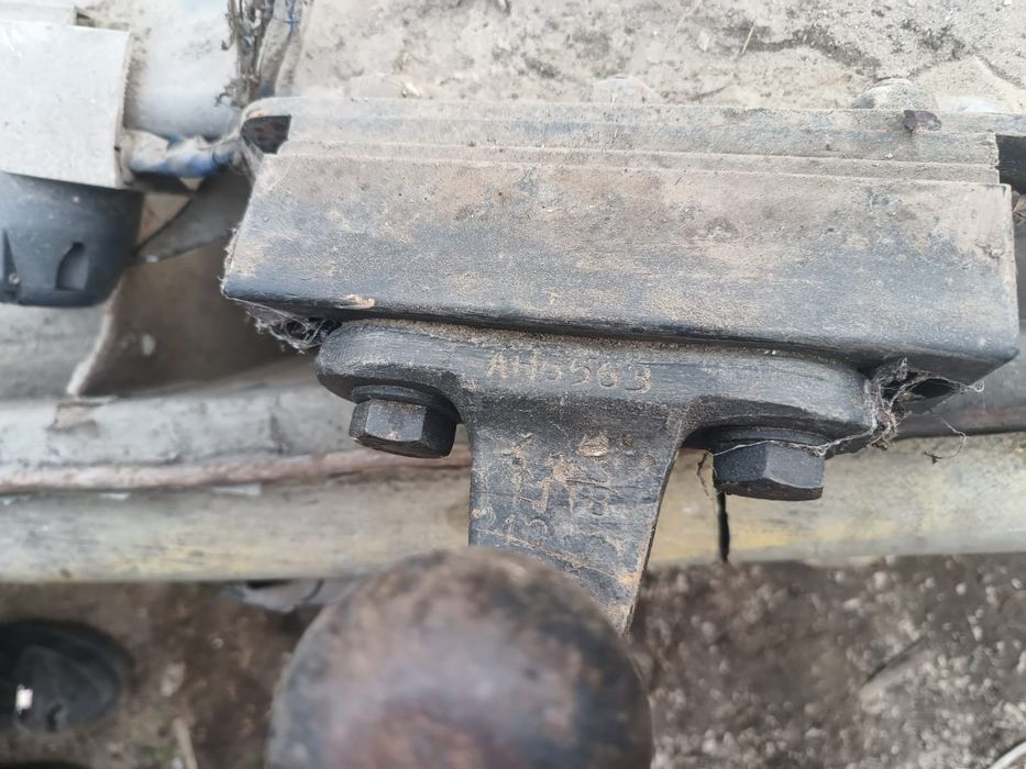 Cârlig remorcare opel vivaro  2005