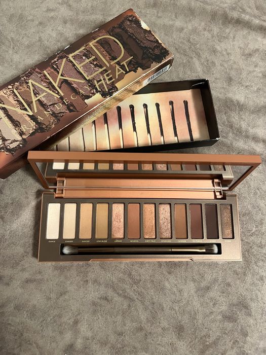 Голяма палитра Urban Decay Naked HEAT