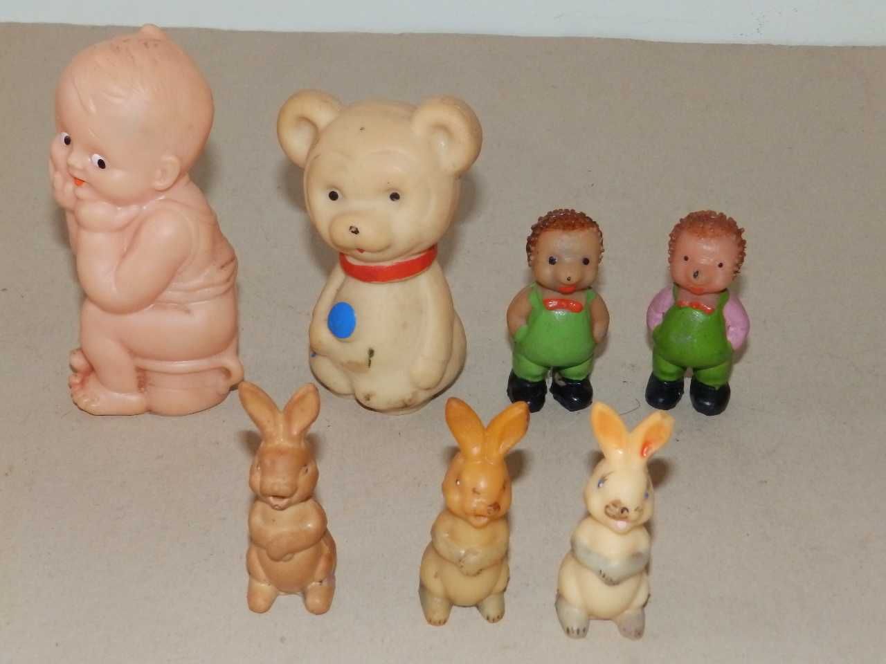 Стари детски кукли на различни цени