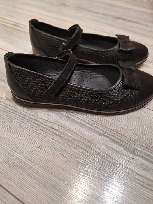 Лот обувки за момиче