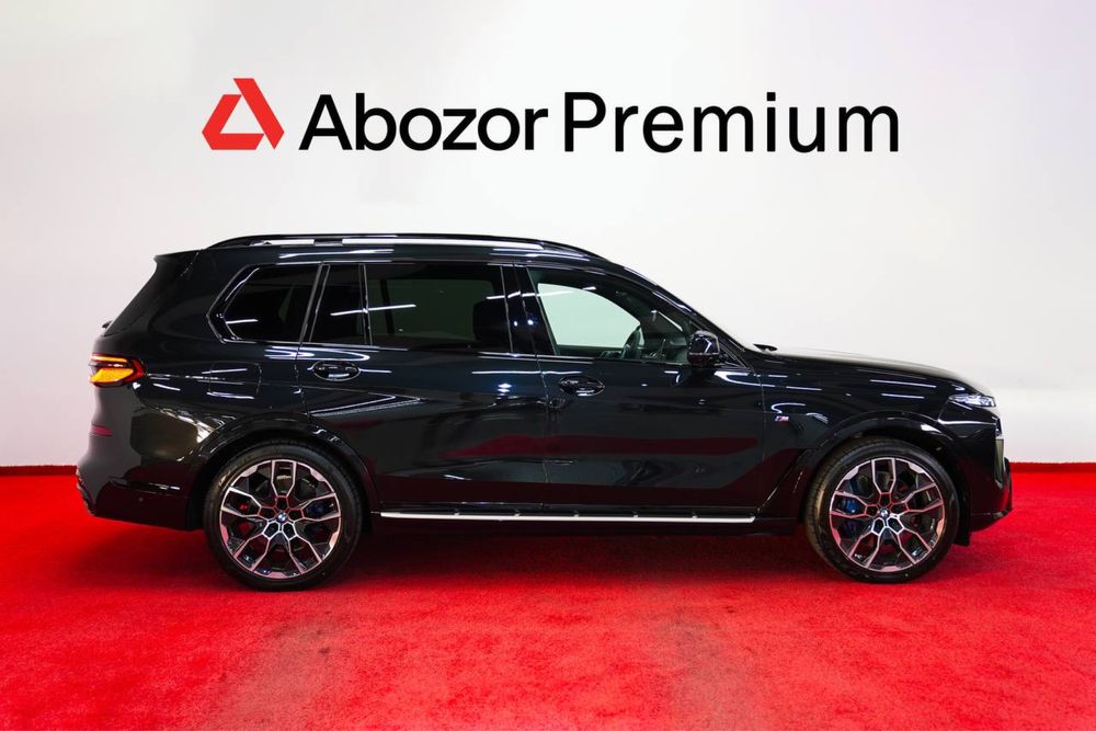 BMW X7 xDrive40i Facelift (2025)