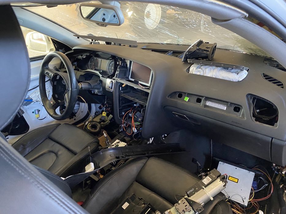 Ауди allroad a4 3.0 tdi на части