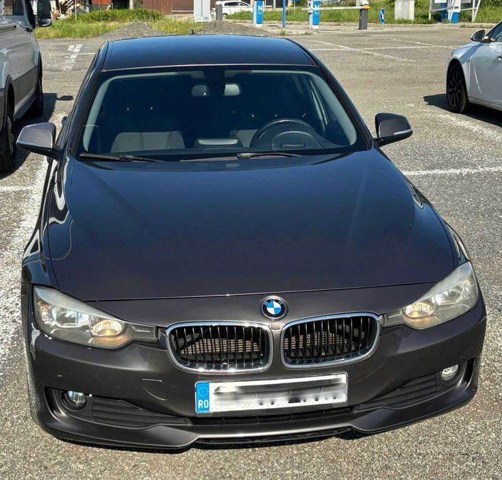 Vând BMW F30 2.0 d 2012