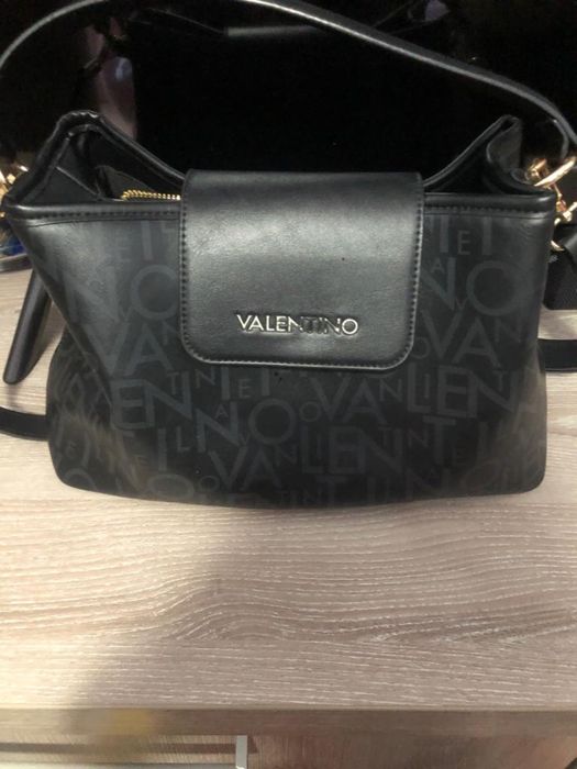 Geanta Valentino