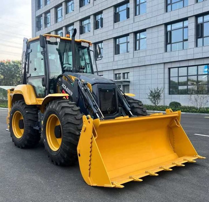 Экскаватор-погрузчик XCMG XC8-S3570 сотувда тайёр
