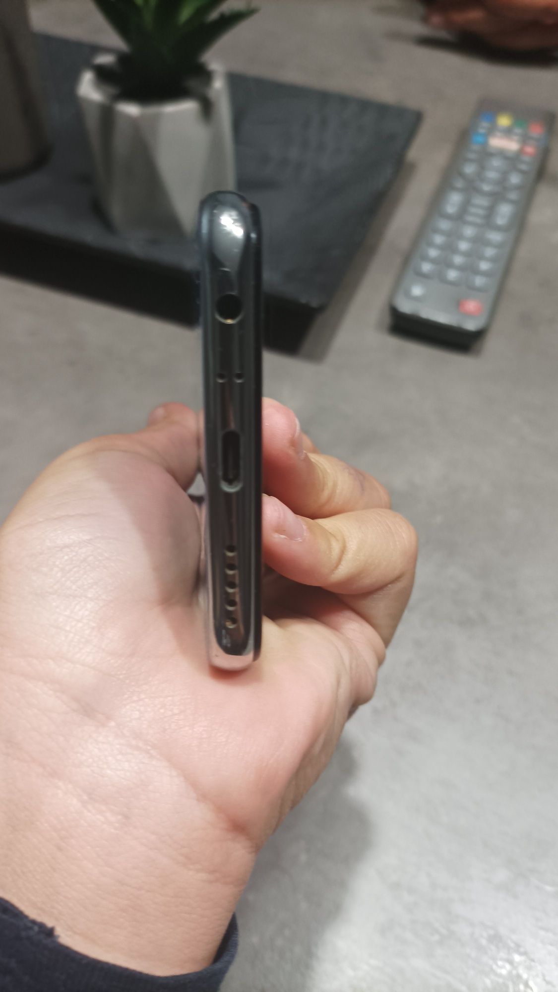 Продавам Redmi note 8T