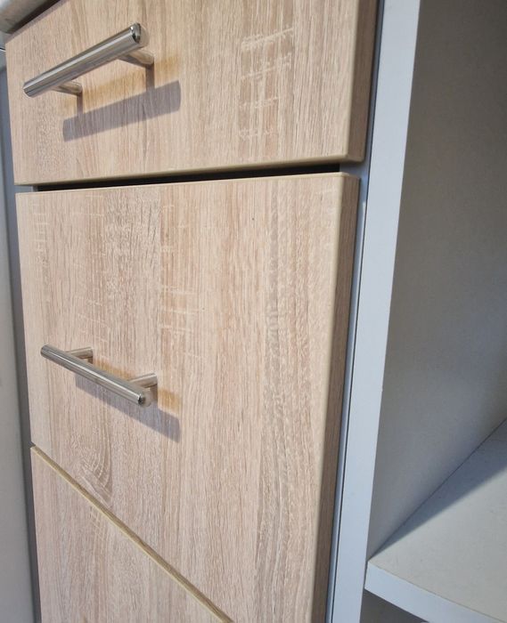 Set bucatarie in forma L