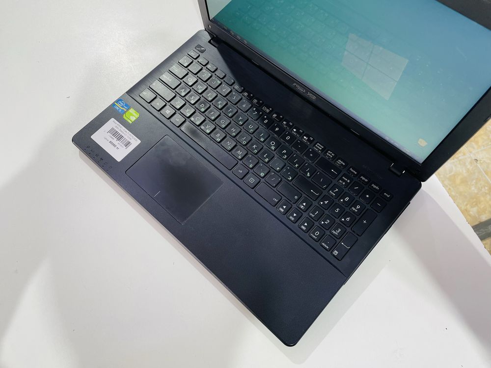 Рассрочка! Asus X550C - Core i7-3537U/8Gb/SSD 256Gb/GT 720M