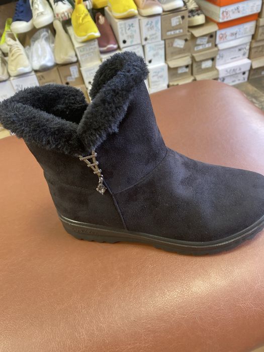 Дамски зимни боти