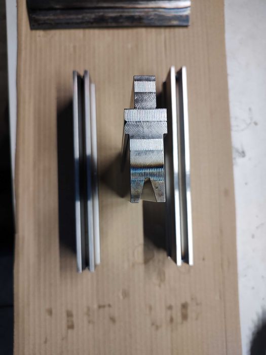 Abkant Prisma, cutit, accesorii