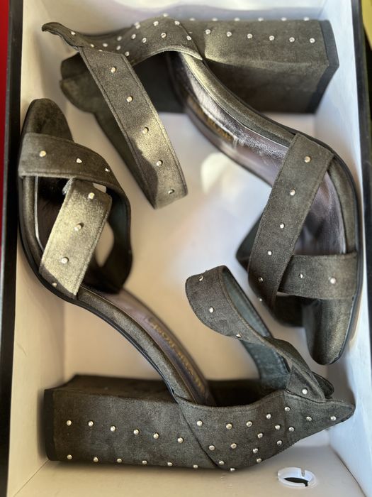 Босоножки 35 рамзер