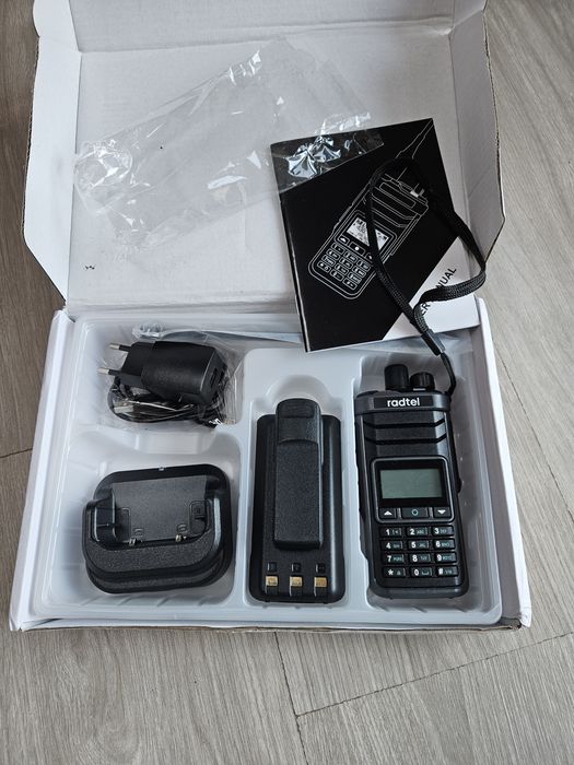 Statie radio portabila Radtel RT-860 5W HF/VHF/UHF 153khz-999mhz noua