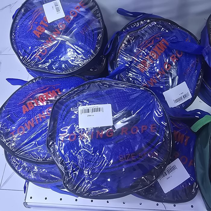 Буксировочный трос лента на любой авто машину машины автомобиля тросы