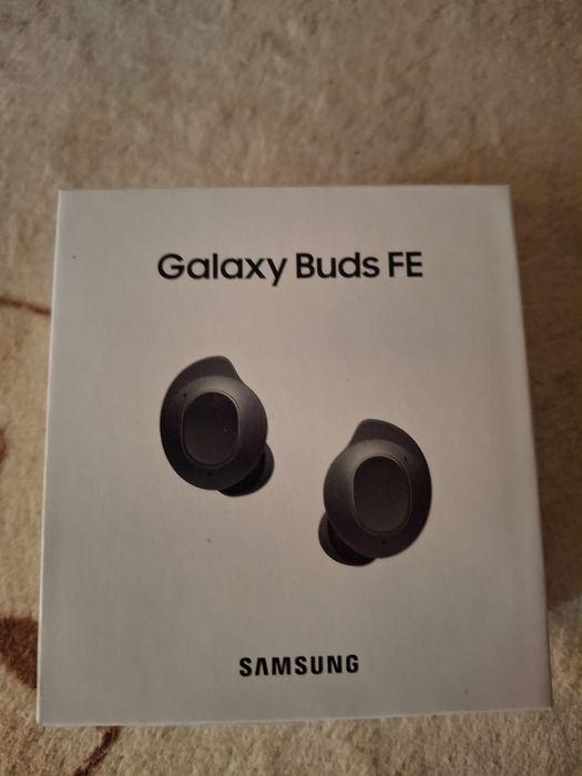 Продам новые наушники