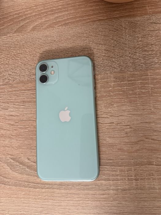Продается смартфон Iphone 11, память 64 Гб