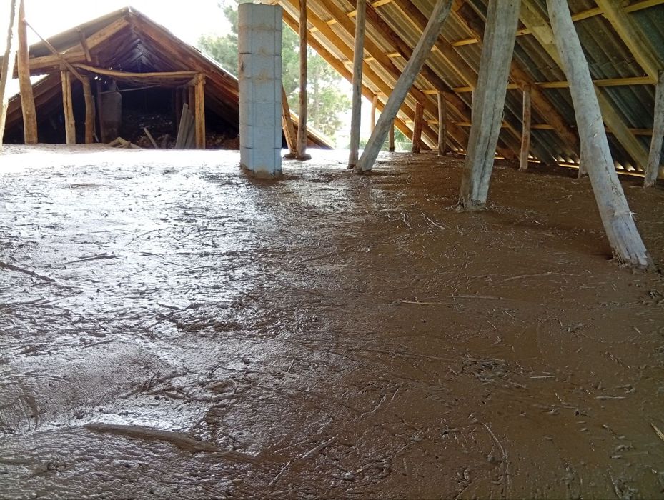 Tomga loy bosamiz sifatlik xolda xamyon bob narx Puli kelishiladi