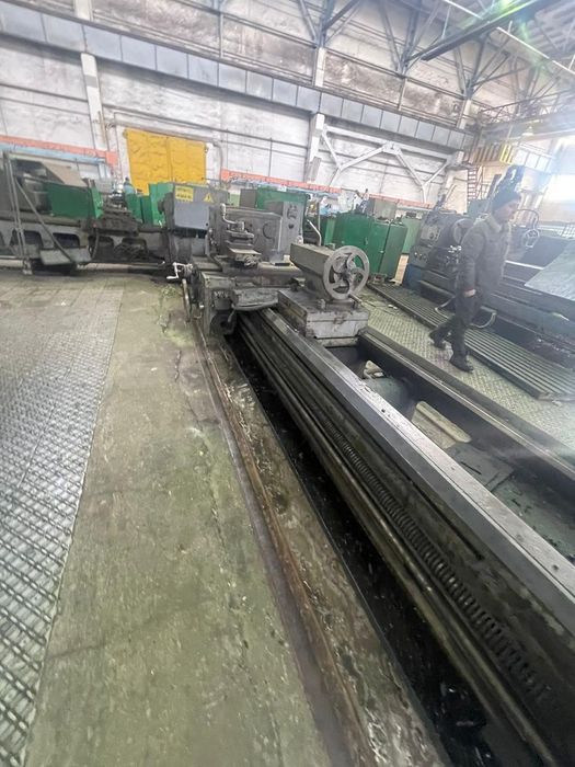 Токарно-винторезный станок