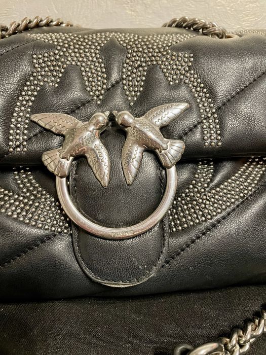 Оригинална и униклана чанта Pinko в черно