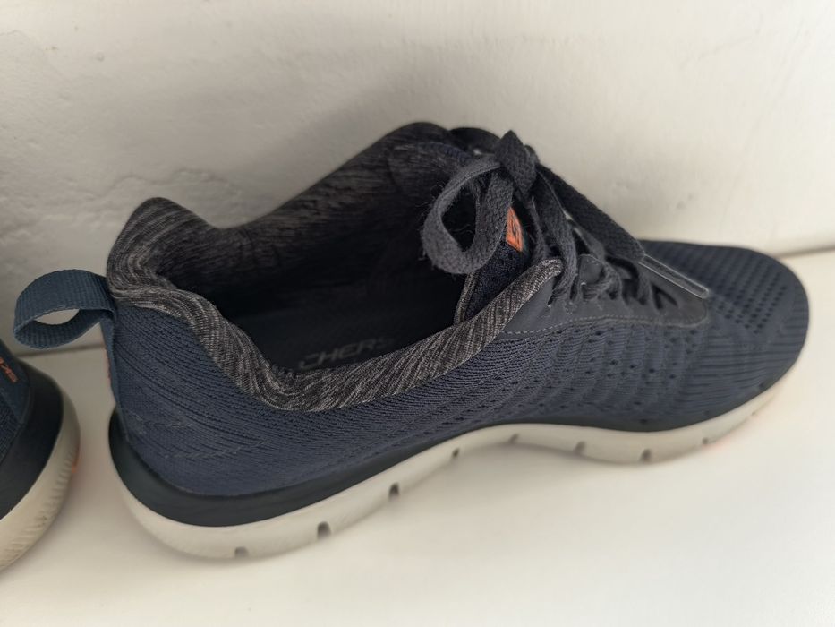 Adidași Skechers mărimea 41