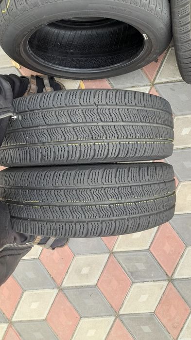 Vând 2 anvelope de iarna 205 65 r16c BARUM aproape noi din 2022