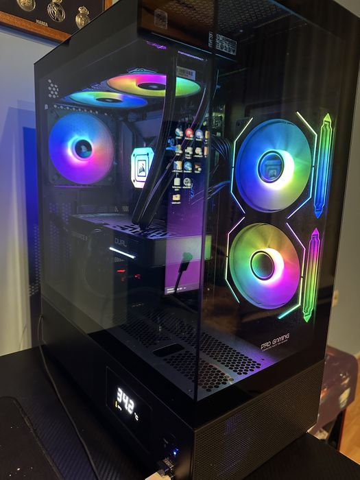 Pc gaming RTX5060 / I7 12700kf 32 GB RAM