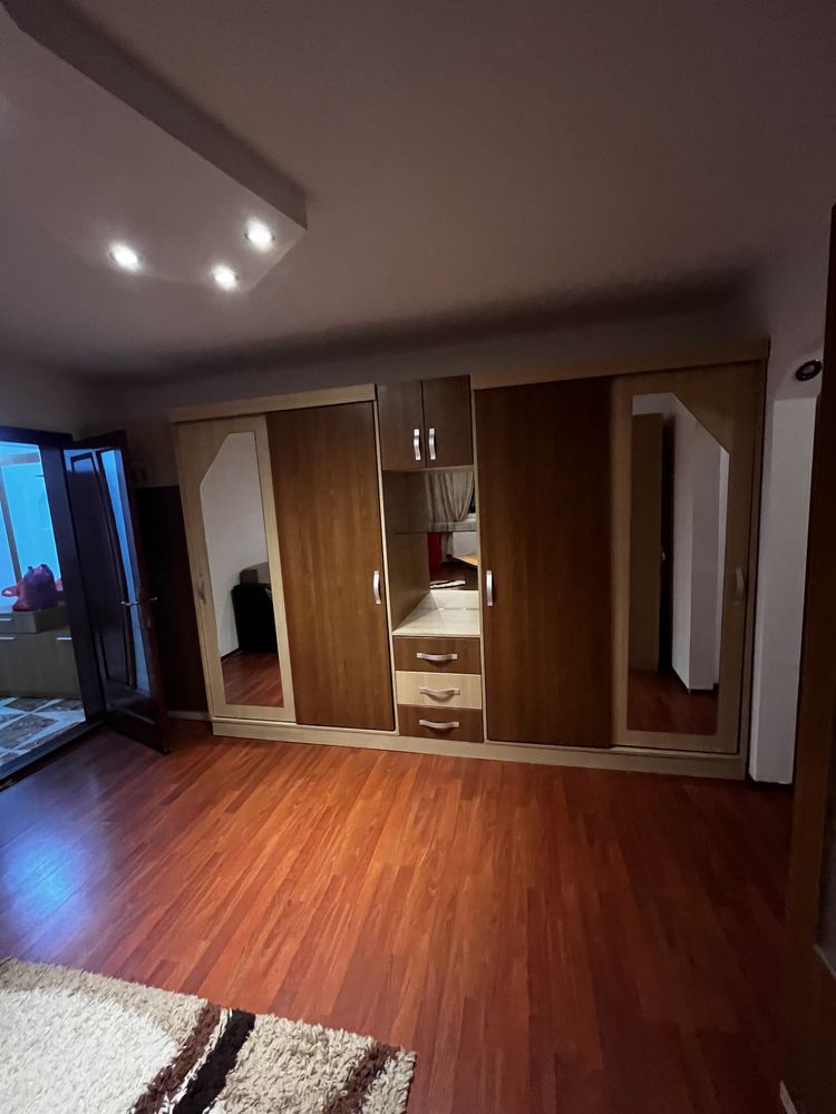 Inchiriez apartament 2 camere BISTRITA