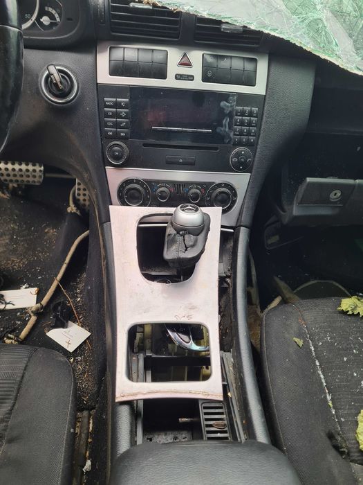 **САМО НА ЧАСТИ*** Mercedes C 220 cdi,automat, facelift, sedan