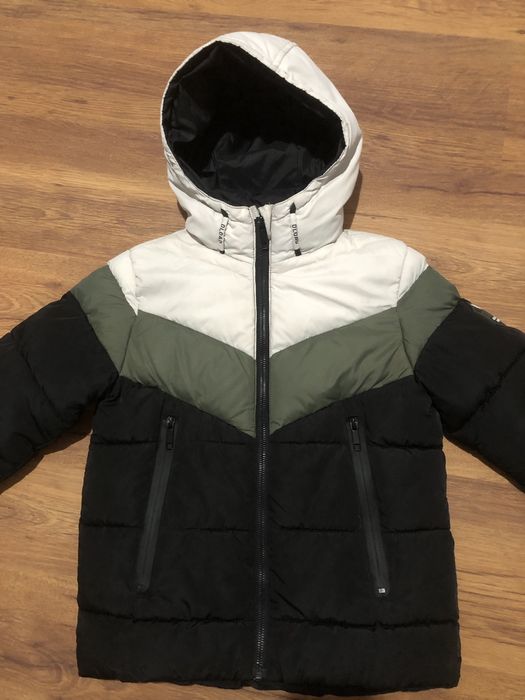 Яке и Columbia детска ветровка