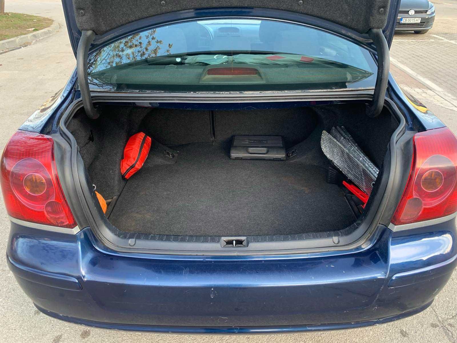Toyota Avensis 2.0 TDI 2004г. перфектна технически