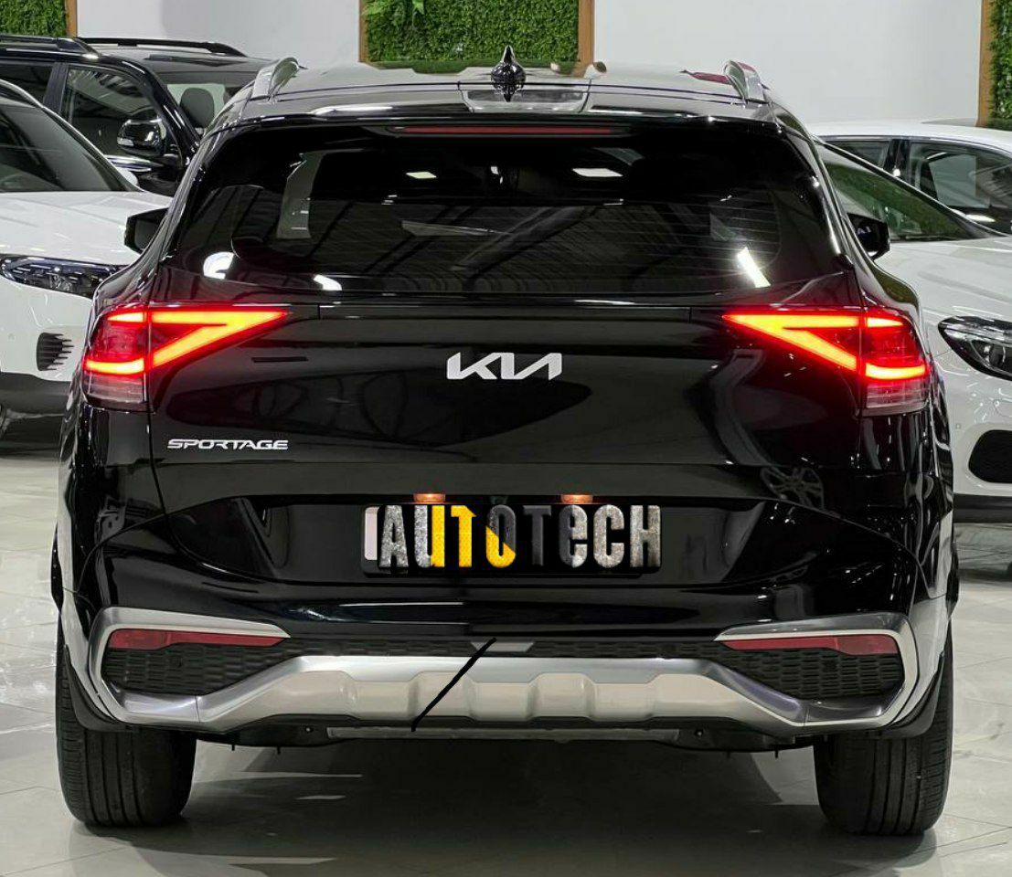 KIA  Sportage Style Light fwd
Год 2023/24
Пробег 3.000км