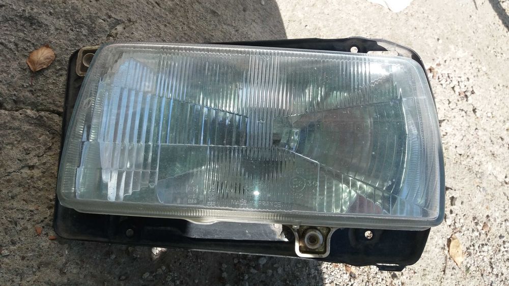 Продам фару Vw Jetta2