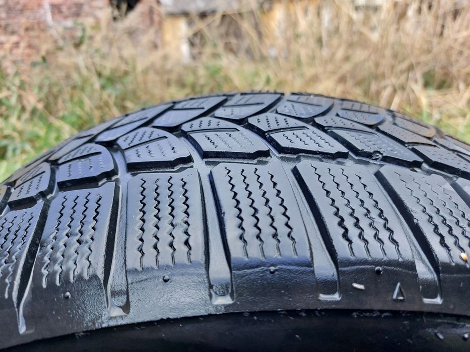 Cauciucuri Firestone WINTERHAWK 3 235/45 R17