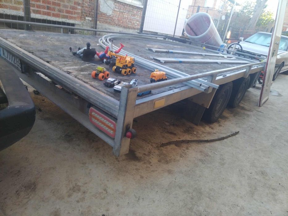 Платформа за автомобил