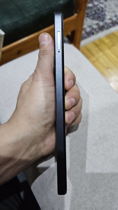 OPPO A 79 5G японская версия