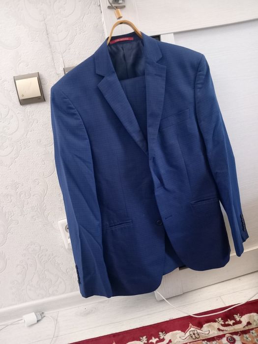 Продаю кастюм муж