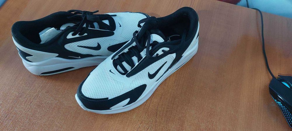 Adidasi diverse modele