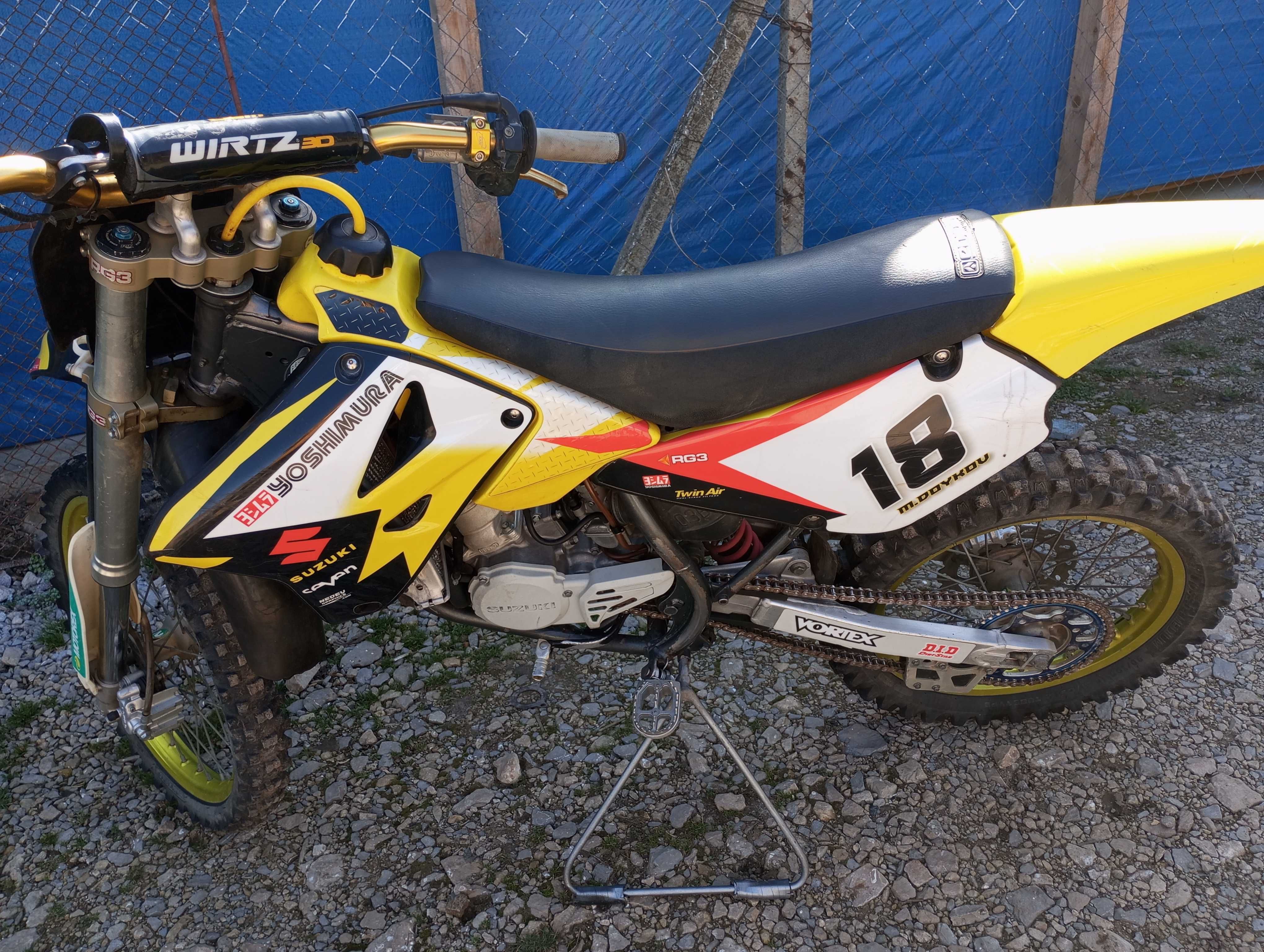 Продава се Suzuki RM